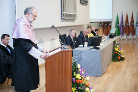 José Miguel Rodríguez Santos expone la Lección Inaugural en la Apertura del Curso Académico 2015/2016 de la Universidad de Málaga. Paraninfo. Septiembre de 2015