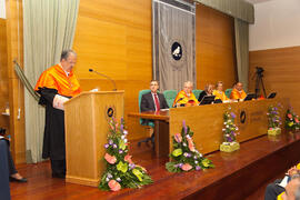 Investidura como Doctor "Honoris Causa" de D. Juan Ramón Cuadrado Roura por la Universidad de Málaga. Rectorado. Junio de 2009