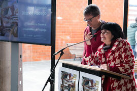 Tecla Lumbreras presenta la instalación "Biblioteca de Babel XIII", de José Ignacio Díaz Rábago. Biblioteca General. Enero de 2018