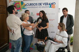 Photocall en la clausura de los Cursos de Verano de la Universidad de Málaga. Vélez Málaga. Julio de 2018