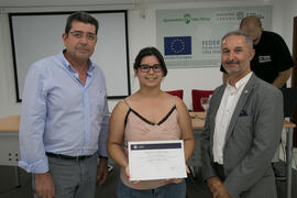 Entrega de diploma. Curso "Patrimonio y Turismo Cultural". Cursos de Verano de la Universidad de Málaga. Vélez Málaga. Julio de 2018