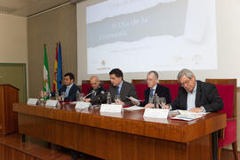 Mesa de trabajo "Palancas de crecimiento", durante la jornada del II Día de la Economía Andaluza. Facultad de Ciencias Económicas y Empresariales. Febrero de 2015