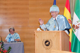 Investidura como Doctor "Honoris Causa" de D. Antonio Bonet Correa por la Universidad de Málaga. Rectorado. Febrero de 2014