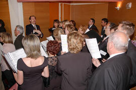 Investidura como Doctor "Honoris Causa" de D. Alfonso Canales Pérez Bryan por la Universidad de Málaga. Salón de Actos del Rectorado. Mayo de 2005