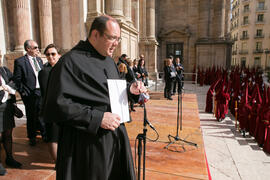Acto de la Hermandad de los Estudiantes en la Catedral. Plaza del Obispo, Málaga. Abril de 2019