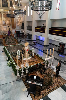 Actuación de Berna Perles en la Casa Hermandad de la Archicofradía del Paso y la Esperanza. Málaga. Marzo de 2021