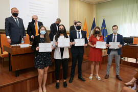 Entrega de premios. IV Encuentro "10Graduadxs10". Facultad de Ciencias Económicas y Empresariales. Mayo de 2021