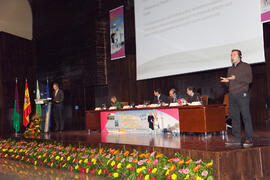 Intervención de Michael Krejza. Conferencia "Nuevos Entornos". 3º Congreso Internacional de Actividad Físico-Deportiva para Mayores de la Universidad de Málaga. Palacio de Ferias y Congresos de Málaga. Marzo de 2009