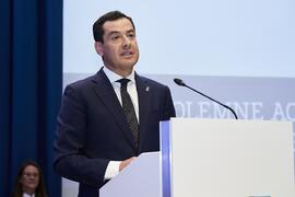 Juan Manuel Moreno Bonilla. Solemne Acto de Apertura del Curso Académico 2022/2023 de las Universidades Andaluzas. Escuela Técnica Superior de Ingeniería Informática y Telecomunicaciones. Septiembre de 2022