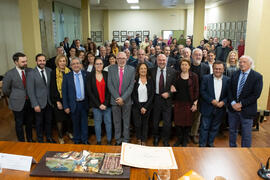 Foto de grupo. Nombramiento de José Sánchez Maldonado como Alumno de Honor de la Facultad de Ciencias Económicas y Empresariales. Facultad de Ciencias Económicas y Empresariales. Diciembre de 2019