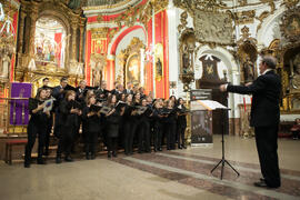 Concierto de Navidad de la Coral Sancti Petri homenaje a la Facultad de Económicas. Iglesia de los Mártires. Diciembre de 2015