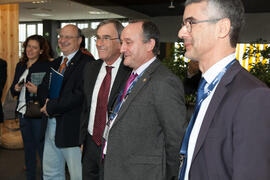 Asistentes a la visita guiada a Link by UMA en el Encuentro de rectores de Brasil, Portugal y España. Edificio The Green Ray. Octubre de 2015