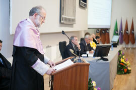 José Miguel Rodríguez Santos expone la Lección Inaugural en la Apertura del Curso Académico 2015/2016 de la Universidad de Málaga. Paraninfo. Septiembre de 2015