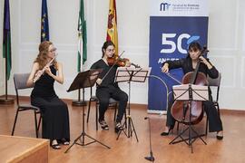 Trío de cuerdas. 50 Aniversario de la Facultad de Medicina de la Universidad de Málaga. Facultad de Medicina. Octubre de 2022