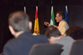 Ponencia de Antonio Oña. Panel de Expertos. 3º Congreso Internacional de Actividad Físico-Deportiva para Mayores de la Universidad de Málaga. Palacio de Ferias y Congresos de Málaga. Marzo de 2009