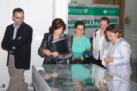 Exposición "Los fondos bibliográficos de la Universidad de Málaga. La integración por la palabra". Rectorado. Mayo de 2008