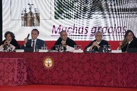 Mesa presidencial. Apertura del Curso Académico 2022/2023 de la Universidad de Sevilla y entrega de su medalla de oro a la Universidad de Málaga. Iglesia de la Anunciación, Sevilla. Septiembre de 2022