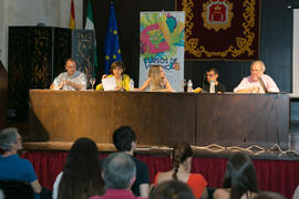 Mesa redonda: "Nuevas formas en el tratamiento de noticias. Valores y comunicación", en el curso "Información y Comunicación". Cursos de Verano de la Universidad de Málaga. Ronda. Julio de 2018