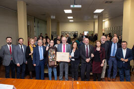 Foto de grupo. Nombramiento de José Sánchez Maldonado como Alumno de Honor de la Facultad de Ciencias Económicas y Empresariales. Facultad de Ciencias Económicas y Empresariales. Diciembre de 2019
