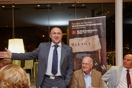 Intervención de Eugenio Luque. Cena homenaje al profesorado y PAS jubilado de la Facultad de Económicas. Hotel AC Málaga Palacio. Septiembre de 2014