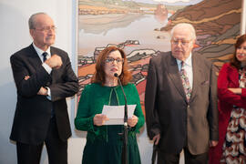 Mariluz Reguero en la inauguración de la exposición "Paisajes Andaluces", de Eugenio Chicano. Museo del Patrimonio Municipal. Diciembre de 2016