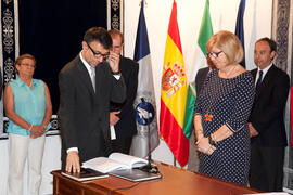 Toma de posesión de nuevos decanos, directores de centro y defensores de la Comunidad Universitaria. Rectorado. Junio de 2012