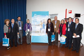 Foto de grupo. Acto inaugural del 4º Congreso Internacional de Actividad Físico-Deportiva para Mayores. Escuela Técnica Superior de Ingeniería Informática y Telecomunicaciones. Marzo de 2011