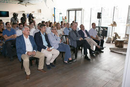 Asistentes a la presentación del I curso de verano "Mares de Andalucía". Puerto de Málaga. Julio de 2018