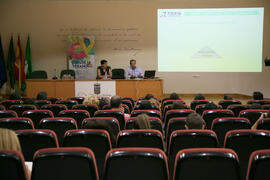 Ángel Parreño y Yolanda Madrona. Curso "La integración social, reto actual de los Servicios Sociales". Cursos de Verano de la Universidad de Málaga. Vélez Málaga. Julio de 2018