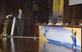Conferencia de Antonio Merino. 2º Congreso Internacional de Actividad Físico-Deportiva para Mayores de la Universidad de Málaga. Palacio de Ferias y Congresos de Málaga. Marzo de 2007