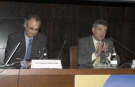 Conferencia Inaugural de Manuel Castillo. 2º Congreso Internacional de Actividad Físico-Deportiva para Mayores de la Universidad de Málaga. Palacio de Ferias y Congresos de Málaga. Marzo de 2007