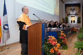 Lázaro Rodríguez Ariza en la imposición de la Medalla de Oro de la Universidad de Málaga a la Universidad de Granada. Paraninfo. Diciembre de 2016