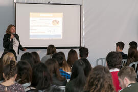 Ponencia de Josefa García Maestanza en las Jornadas de Puertas Abiertas de la Universidad de Málaga. Complejo Polideportivo Universitario. Marzo de 2017