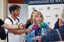 Intervención de Alicia Violeta Bohren en la inauguración de la exposición "Aguyjevete 2019. Muestra MBYA GUARANÍ". Edificio del Rectorado de la Universidad de Málaga. Junio de 2019