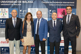 Grupo de autoridades. Gala del Deporte Universitario. Escuela Técnica Superior de Ingeniería de Telecomunicaciones. Junio de 2015