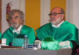 Investidura como Doctor "Honoris Causa" de D. Humberto Maturana Romesín y D. José Gimeno Sacristán por la Universidad de Málaga. Facultad de Derecho. Noviembre de 2010