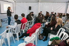Ponencia de Josefa García Maestanza en las Jornadas de Puertas Abiertas de la Universidad de Málaga. Complejo Polideportivo Universitario. Marzo de 2017
