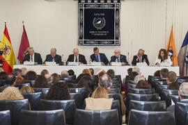 Mesa presidencial. Presentación del libro "50 años de doctores Honoris Causa por la Universidad de Málaga". Facultad de Ciencias Económicas y Empresariales. Febrero de 2024