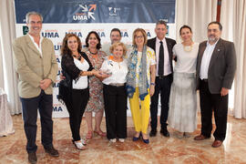 Foto de grupo en el homenaje de la Asociación de Antiguos Alumnos a los decanos y directores de centro de la UMA. Foro Alumni-UMA. Mayo de 2015