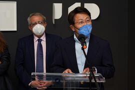 Jihoon Oh. Inauguración de la exposición "Why not Korea?". Edificio del Rectorado de la Universidad de Málaga. Enero de 2022