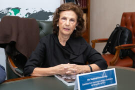 Guadalupe Fernández Ariza. Presentación del número 6 de la revista TSN (Transatlantic Studies Network). Edificio del Rectorado. Noviembre de 2019