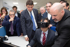 Visita de José Antonio Nieto, Secretario de Estado de Seguridad, a Aeorum. Edificio de Institutos Universitarios. Febrero de 2017