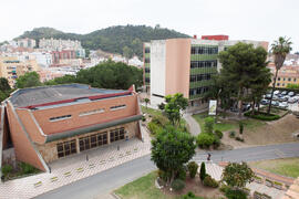 Paraninfo y Pabellón de Gobierno. Campus de El Ejido. Mayo de 2015