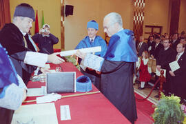 Investidura como Doctor "Honoris Causa" de D. Esteban Martín Rodríguez Cairo por la Universidad de Málaga. Paraninfo. Noviembre de 1999