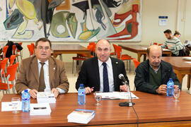 Presentación del libro de actas de las VIII Jornadas de Seguridad, Defensa y Cooperación. Facultad de Ciencias Económicas y Empresariales. Abril de 2015