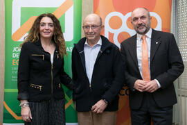 Macarena Parrado, Cristóbal Montoro y Eugenio Luque. XII Jornadas Andaluzas de Enseñanza de Economía. Facultad de Ciencias Económicas y Empresariales. Febrero de 2019