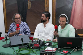 Manu Sánchez y Selu García Cossío en el programa AxarquíaPlus Radio . Curso "30 años de Carnaval de Cádiz, máximo exponente del humor crítico" . Cursos de Verano de la Universidad de Málaga. Vélez-Málaga. Julio de 2019