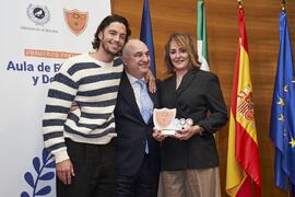 Entrega de Premio del Aula de Economía y Deporte de la Universidad de Málaga a Francisco Javier Imbroda. Edificio del Rectorado. Febrero de 2024