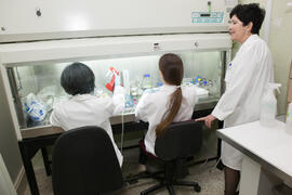 Personal e instalaciones del Departamento de Farmacología. Facultad de Medicina. Noviembre de 2015