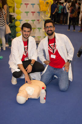 Estand de la Facultad de Medicina. Jornadas de Puertas Abiertas de la Universidad de Málaga. Complejo Polideportivo Universitario. Abril de 2015
